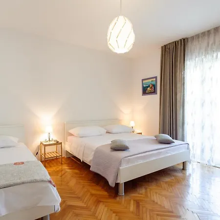 Gazo Apartment *