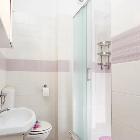 Gazo Apartment *