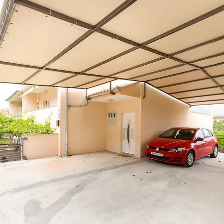 Apartment Gazo *