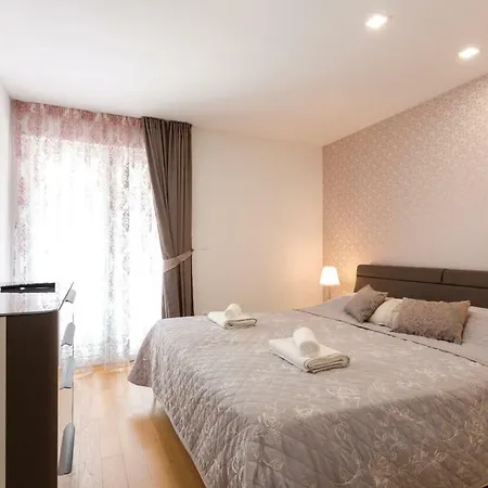 Gazo Apartment *